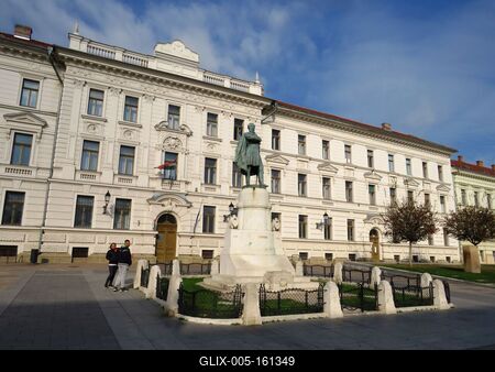 Pécsi Kossuth tér-stock-foto