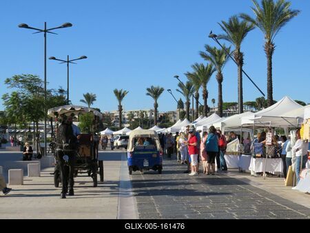 Brindisi tengerparti sétánya - Olaszország-stock-foto