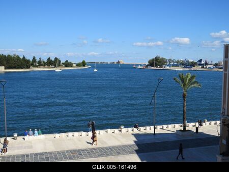 Brindisi kikötõje - Olaszország-stock-foto