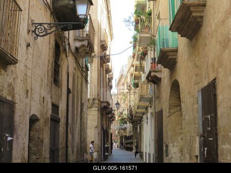 Taranto - Óvárosi fõutca - Olaszország-stock-foto