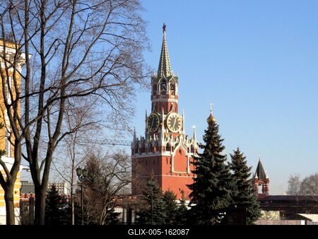 Moszkva - Szpasszkaja torony - Kreml-stock-foto
