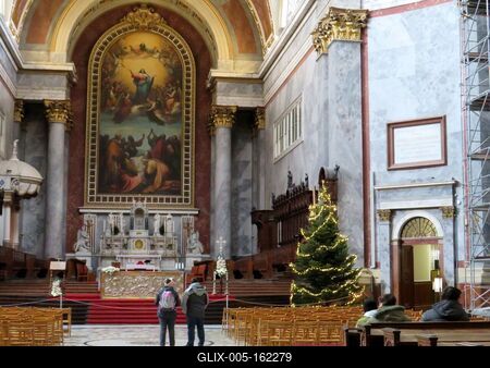 Karácsonyfa - Estergomi bazilika-stock-foto