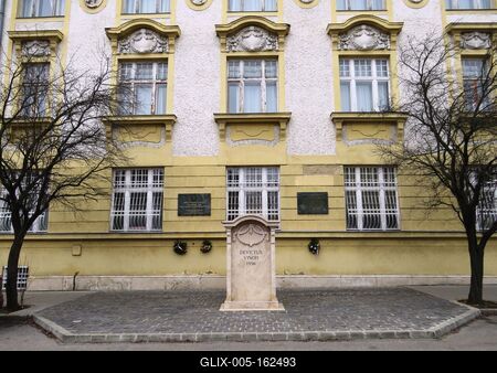 1956-os emlékmû - Balassagyarmat-stock-foto