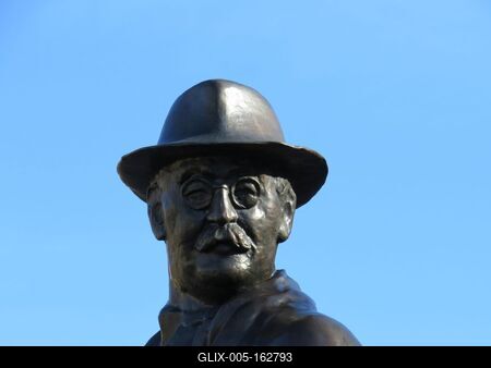 Nagy Imre szobra - Jászai Mari tér-stock-foto