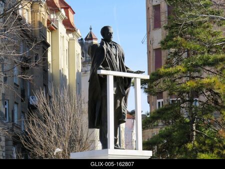 Kovács Béla szobra Budapesten-stock-foto