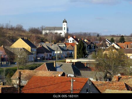 Dunakömlõd - Látkép-stock-foto