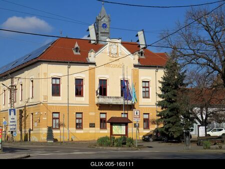 Dunaföldvár - Városháza-stock-foto