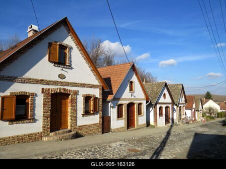 Borpincék és présházak Dunakömlõdön-stock-foto