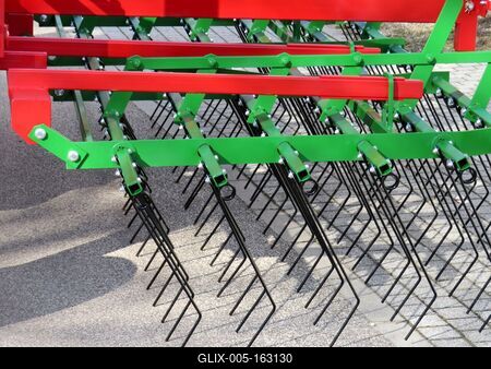 Gyomfésû - Gyomtalanító gép-stock-foto