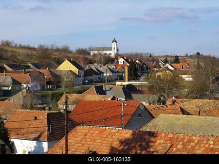 Dunakömlõd - Látkép-stock-foto