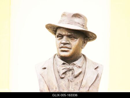 Csók István Hungarian Painter Bust - Cece-stock-foto