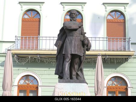 Statue of Kossuth Lajos - Kaposvár-stock-foto