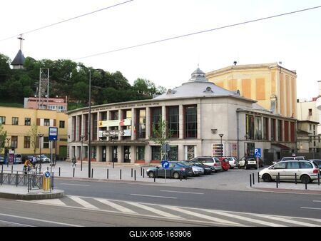 Cluj-Napoca (Kolozsvár), 8 May 2017The State-owned Hungarian theater and opera.Az állami magyar színház és opera.-stock-foto
