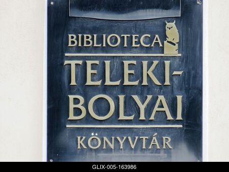 Târgu-Mureº (Marosvásárhely), 10 May 2017The Emblem of the Teleki Library also known as Teleki-Bolyai Library and Bibliotheca Telekiana, is a historic public library and current museum in Târgu-Mureº.A Teleki Téka (Teleki–Bolyai Könyvtár) emblémája. A könyvtárat 1802-ben létesítette gróf Teleki Sámuel, Erdély kancellárja.-stock-foto