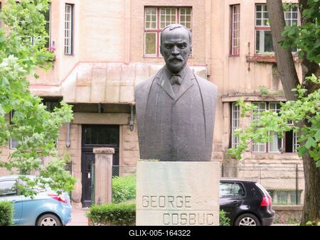 Cluj-Napoca (Kolozsvár), 9 May 2017Bust of romanian poet, novelist, journalist, editor George Co?buc.George Co?buc (1866-1918), erdélyi születésû román költõ, író, újságíró, szerkesztõ, mûfordító és tanár; a 19–20. századi román költészet egyik legjelentõsebb személyisége. 1916-tól a Román Akadémia rendes tagjának mellszobra. Artur Vetro 1960-ban készült alkotása.-stock-foto