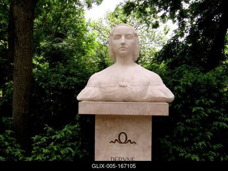 Bust of Déryné Széppataki Róza - First Hungaryian Opera Singer-stock-foto