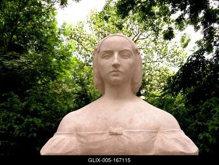 Bust of Déryné Széppataki Róza - First Hungarian Opera Singer-stock-foto