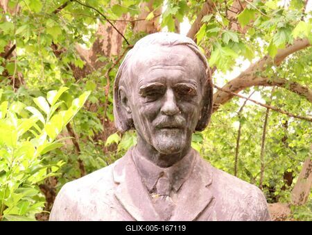 Bust of Hungarian composer Kodály Zoltán-stock-foto
