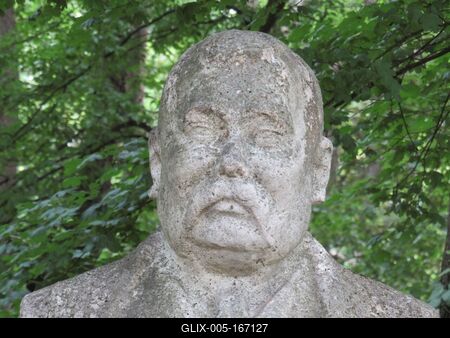 Bust of HUngarian writer Mikszáth Kálmán-stock-foto