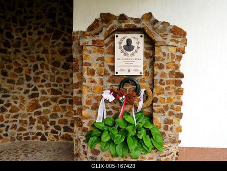 Gyuricza Béla Military Memorial - Pákozd-stock-foto