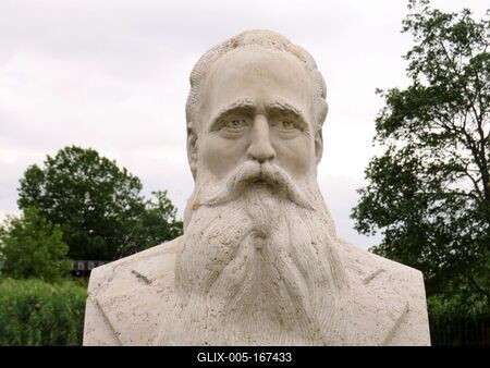Bust of Herman Ottó - Hungarian naturalist, ethnographer-stock-foto