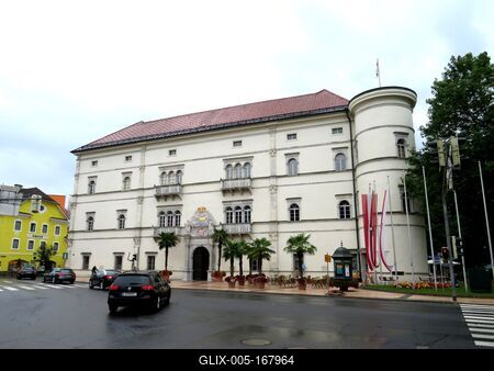 Porcia Castle - Spittal - Austria-stock-foto