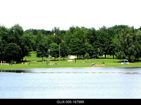 Beach on Lake Gébárt - Hungary-stock-foto