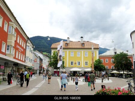 Lienz - Main Square - Austria-stock-foto