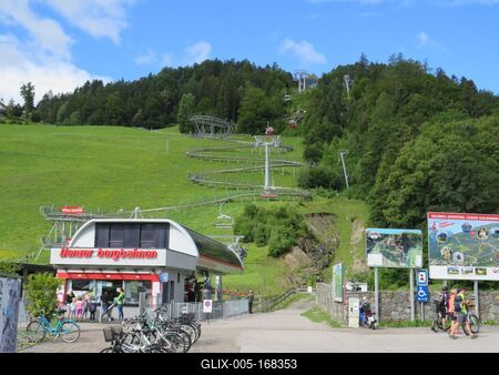 Cable car and Toboggan run - Lienz - Austria-stock-foto