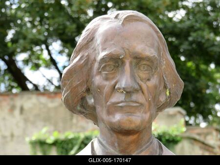 Masch Antal bust - Mosonmagyaróvár - Economics-stock-foto