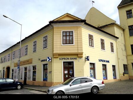 Sopron Bank - Mosonmagyaróvár-stock-foto