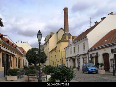 Mosonmagyaróvár - Old Mill and pedestrian street-stock-foto