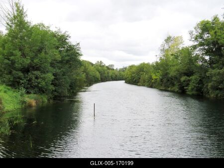 Danube branch - Mosoni - Sztigetköz - Rajka-stock-foto