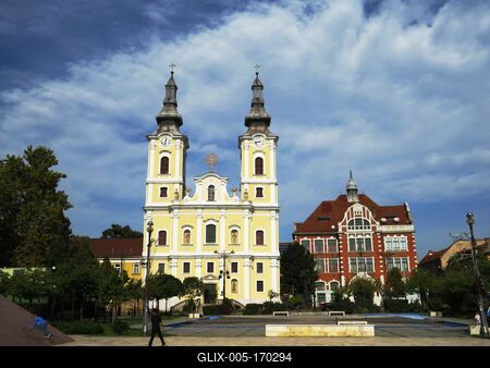 Miskolc - Hungary - Heroes Square-stock-foto
