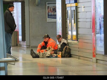 Hemeless people in a subway of Budapest-stock-foto