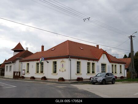 Mecsér - Town Hall - HUngary-stock-foto