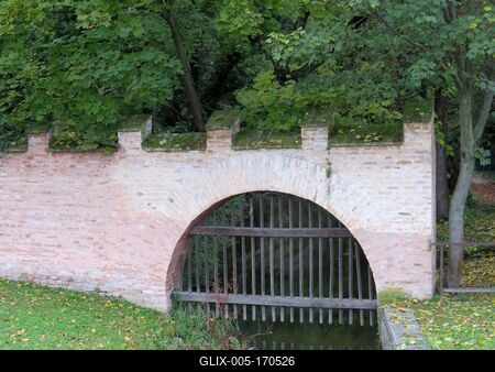 Hédervár Castle park detail - HUngary-stock-foto