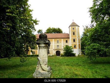 Castle of Hédervár - Hungary-stock-foto