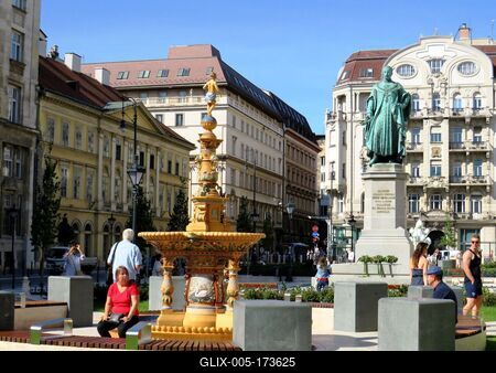 József nádor saquare - Budapest - Statue and Fountain-stock-foto
