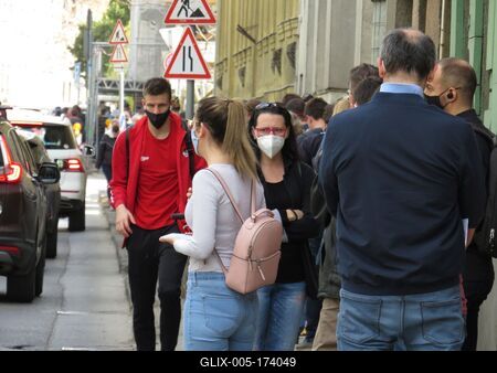 People waitzing for Vaccination - Budapest - Covid-stock-foto