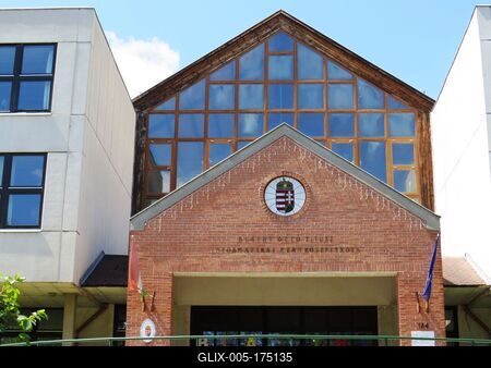 Informatics vocational High School - Budapest-stock-foto