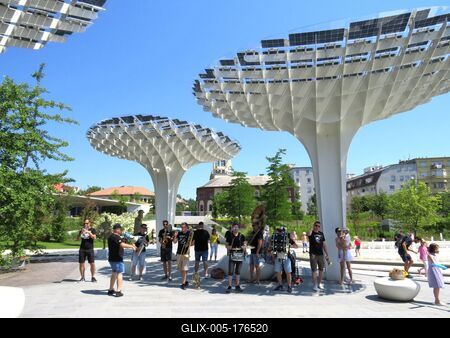 Street Musicians promotzing fottball European Championship-stock-foto