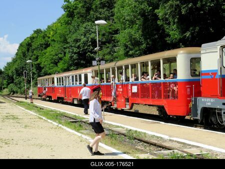 Children's Railway - Train starting - Budapest-stock-foto