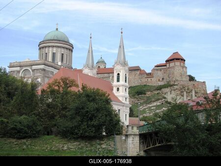 Casdtle of Ezstergom - Hungary-stock-foto
