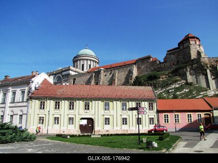 View of the Castle of Ezstergom - Hungary-stock-foto