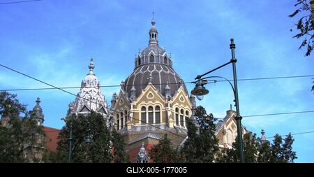 Szeged - Synagogue -. Hungary-stock-foto