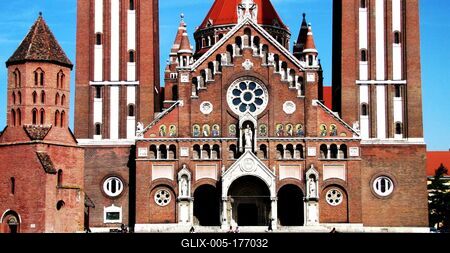 Szeged - Cathedral - St. Demetrius Tower - Hungary-stock-foto