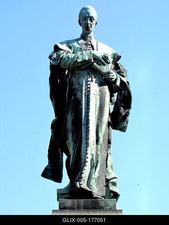Statue of Bishop Szepessy Ignác - Pécs - Hungary-stock-foto