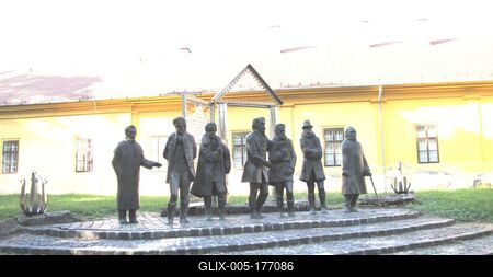 Great Teachers - Statuies group - Nagykőrös - Hungary-stock-foto
