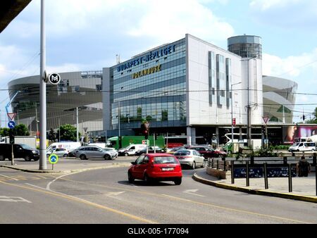 Sport - Handball stadium - Transport - Bus station - Budapest-stock-foto